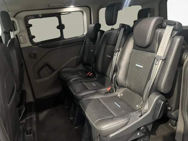 Ford Tourneo C Bus 320 L1 2.0 TDCi 185 Active