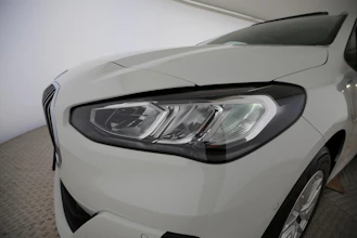 https://vehicle.imgix.net/4364867/01f80ebd-8fbe-4a67-9fc5-2bdc8f9405bd.jpg