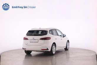 https://vehicle.imgix.net/4364867/5c13901f-07eb-4096-94e6-17540f107789.jpg