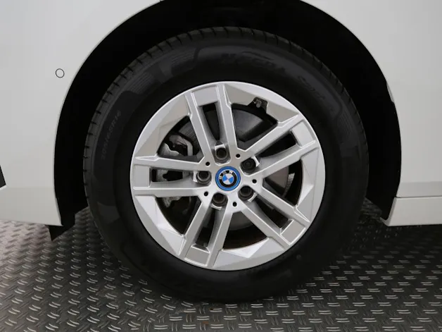 BMW 225e xDrive Active Tourer