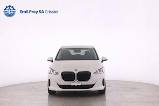 https://vehicle.imgix.net/4364867/aa5d4f51-bced-4c88-b033-f957cbcbf336.jpg