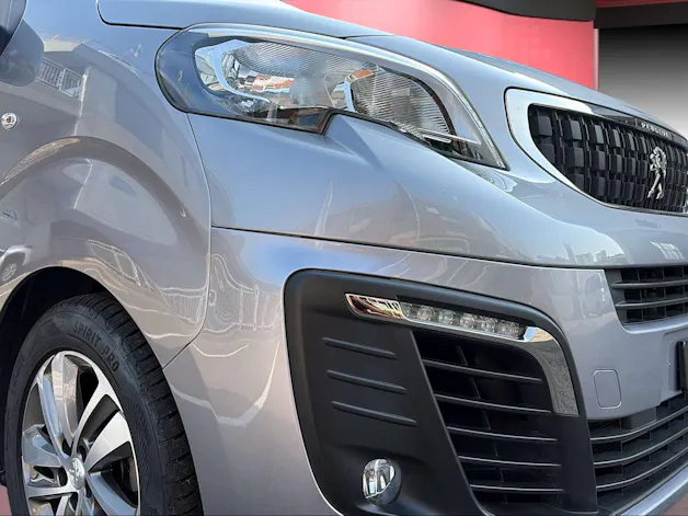 Peugeot Traveller Compact 2.0 BlueHDi 140 Active S/S
