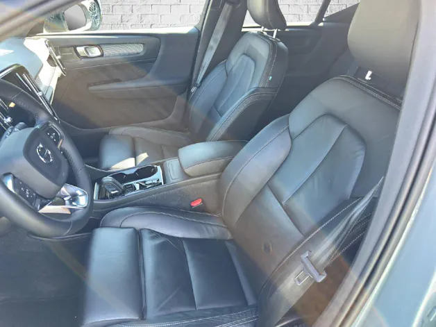 Volvo XC40 2.0 B4 MH R-Design AWD