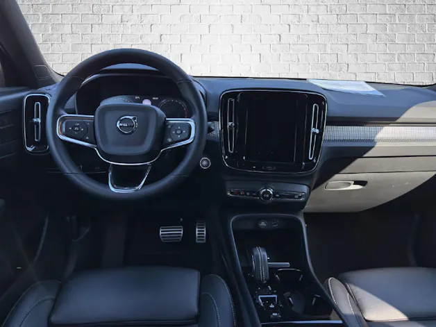 Volvo XC40 2.0 B4 MH R-Design AWD