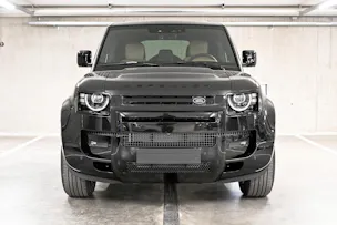Land Rover Defender 110 3.0 D I6 250 X-Dynamic SE