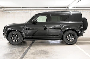 Fahrzeugbild LAND ROVER Defender 110 3.0 D I6 250 X-Dynamic SE