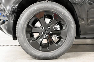 Fahrzeugbild LAND ROVER Defender 110 3.0 D I6 250 X-Dynamic SE