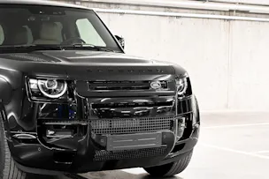 Land Rover Defender 110 3.0 D I6 250 X-Dynamic SE
