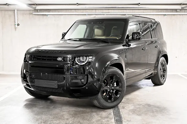 Land Rover Defender 110 3.0 D I6 250 X-Dynamic SE