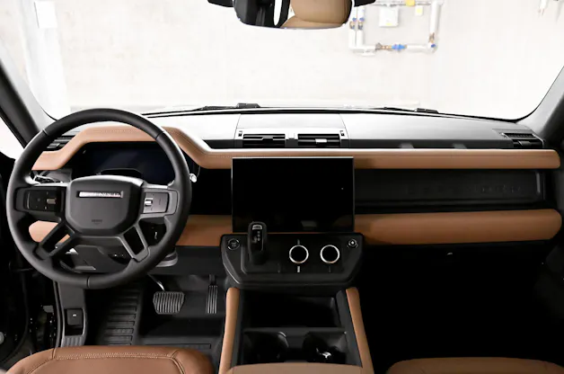 Land Rover Defender 110 3.0 D I6 250 X-Dynamic SE