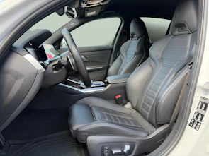 Fahrzeugbild BMW 330i xDrive SAG M Sport