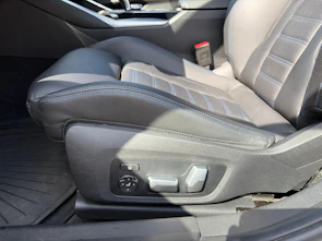 Fahrzeugbild BMW 330i xDrive SAG M Sport