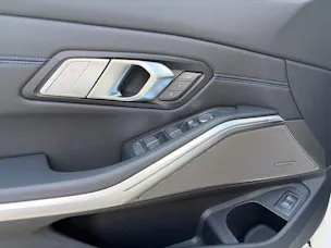 BMW 330i xDrive SAG M Sport