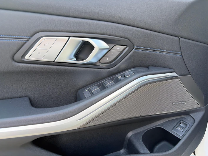 Fahrzeugbild BMW 3 SERIES