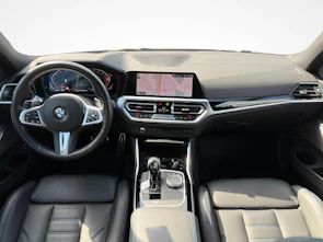 Fahrzeugbild BMW 330i xDrive SAG M Sport