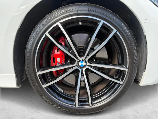 BMW 330i xDrive SAG M Sport