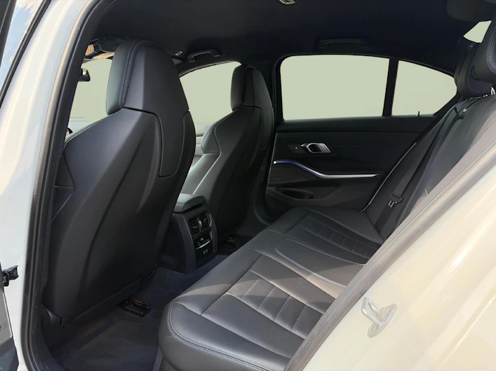 Fahrzeugbild BMW 3 SERIES