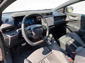 https://vehicle.imgix.net/4364933/aab0a5b1-96d8-4080-9be1-cd3f521eb908.jpg