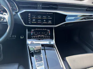 Audi RS6 Avant 4.0 V8 TFSI quattro T-Tronic