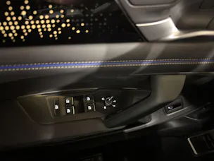 VW Tiguan 2.0 TSI R-Line DSG 4motion