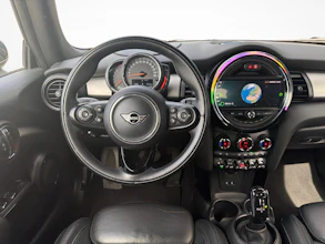 https://vehicle.imgix.net/4364988/223caeff-4156-4849-82b0-5a150e58d013.jpg