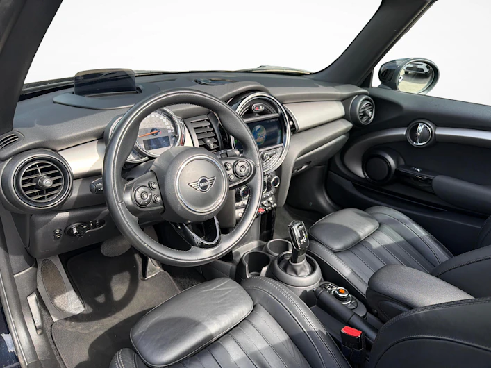 Fahrzeugbild MINI CABRIO