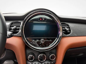 https://vehicle.imgix.net/4364997/5321d823-0e83-497c-8da7-5a405aceed2e.jpg