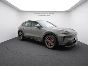 Porsche Cayenne S Electric