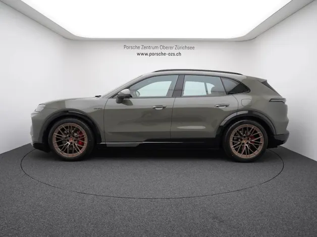 Porsche Cayenne S Electric