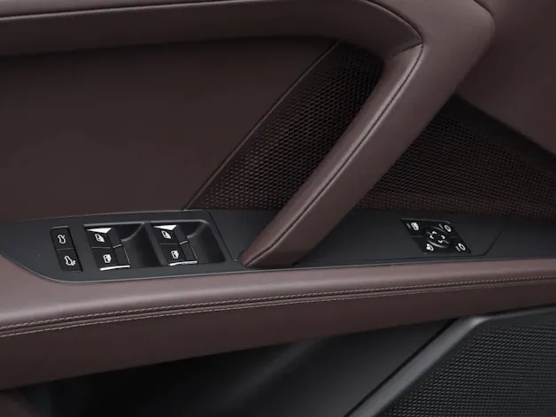 Porsche Cayenne S Electric