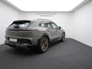 Porsche Cayenne S Electric