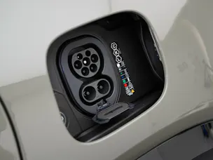 Porsche Cayenne S Electric