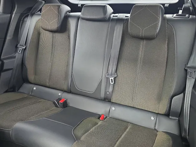DS Automobiles 3 Crossback 1.2 130 Bastille