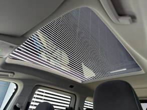 https://vehicle.imgix.net/4365028/ebb9b4ce-879d-4d40-bb3f-daf0cbf174be.jpg