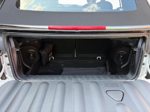 https://vehicle.imgix.net/4365043/2a8fba21-0b2d-4aeb-8359-0fa4e0a26c15.jpg