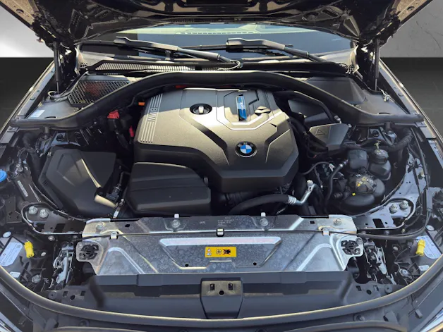 BMW 330e xDrive SAG Touring