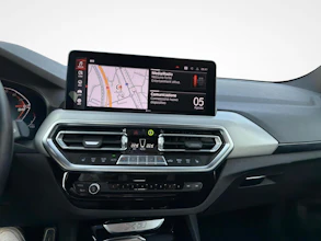 https://vehicle.imgix.net/4365128/b4172404-1af4-417e-82c7-2125923197b8.jpg