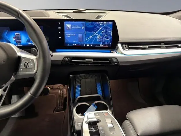 BMW X1 30e xDrive paddles