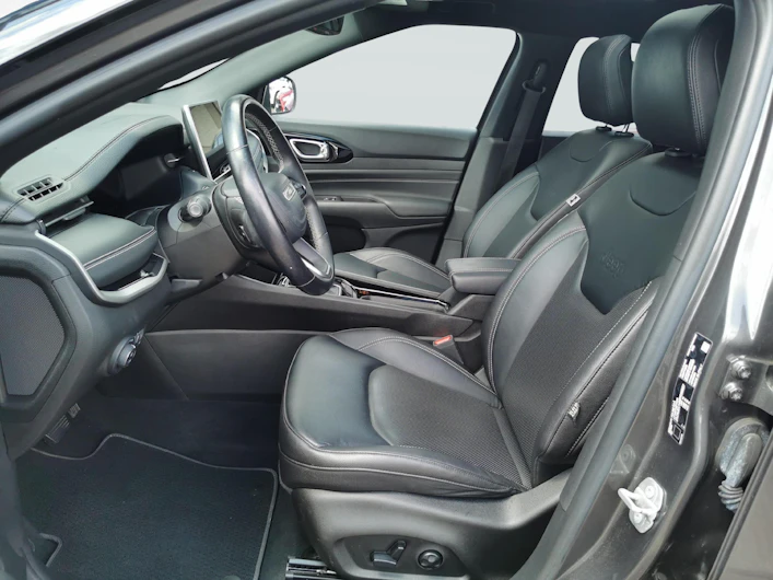 Fahrzeugbild JEEP COMPASS