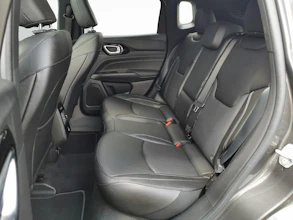 https://vehicle.imgix.net/4365140/bf7c4240-7fee-45aa-a21f-9e18458cecc5.jpg