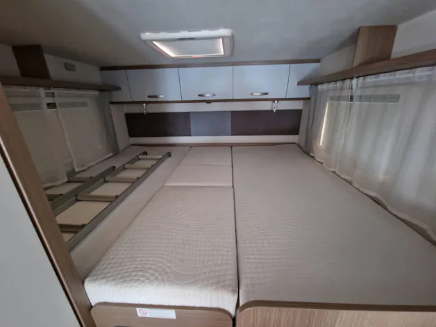 Fiat Ducato Capron Carado T338+ 2.3