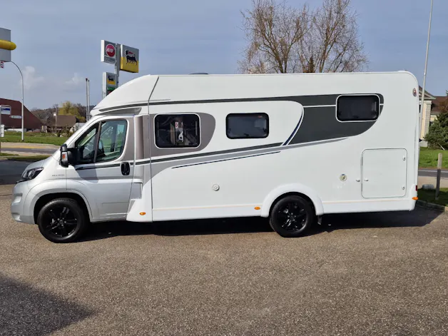 Fiat Ducato Capron Carado T338+ 2.3