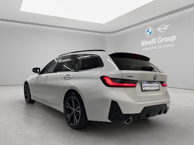 BMW 330e xDrive Touring