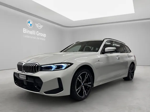BMW 330e xDrive Touring