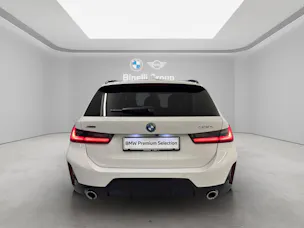BMW 330e xDrive Touring