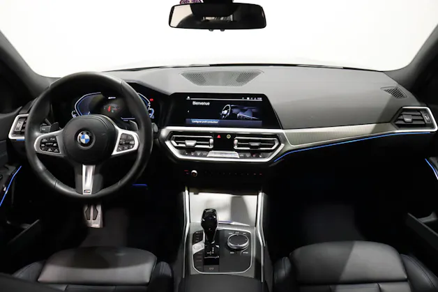 BMW 330e xDrive