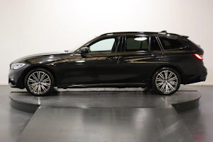 image du véhicule BMW 330e xDrive