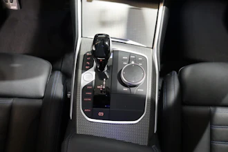 https://vehicle.imgix.net/4365232/4ed01c4d-8032-4384-b934-3a3dec7df27d.JPG