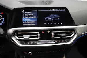 image du véhicule BMW 330e xDrive