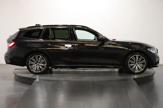 BMW 330e xDrive